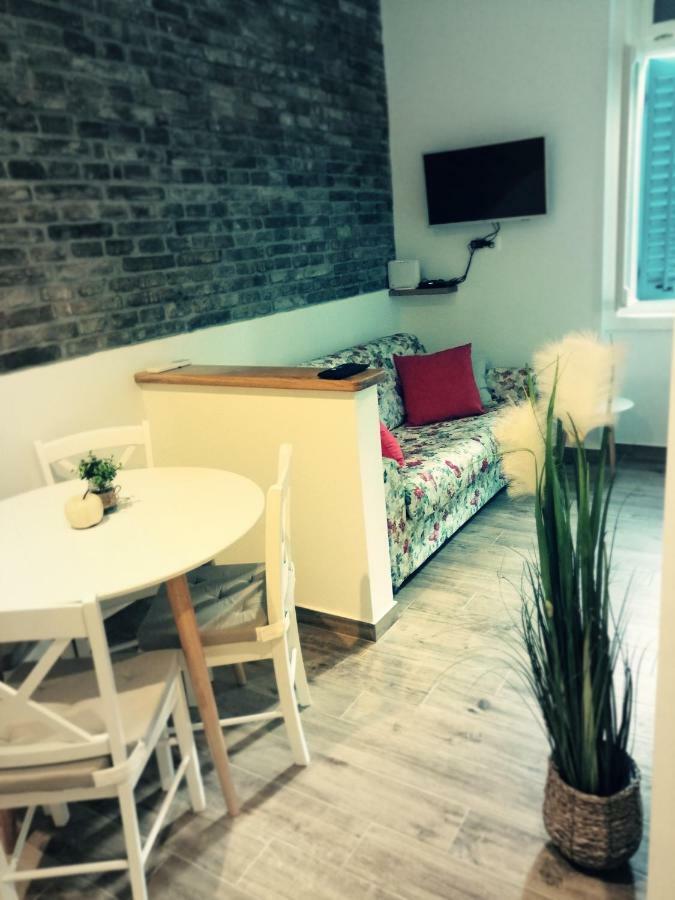 Studio Apartman Villa Gianna Lovran Eksteriør billede